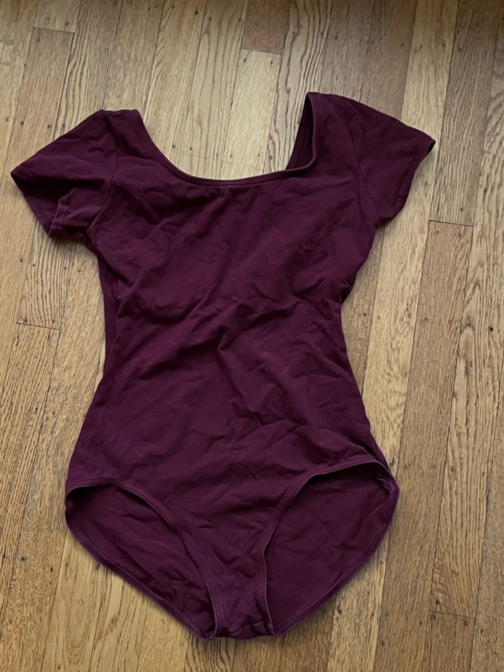 Women’s Short Sleeve Scoop Neck leotard - Deep Burgundy
